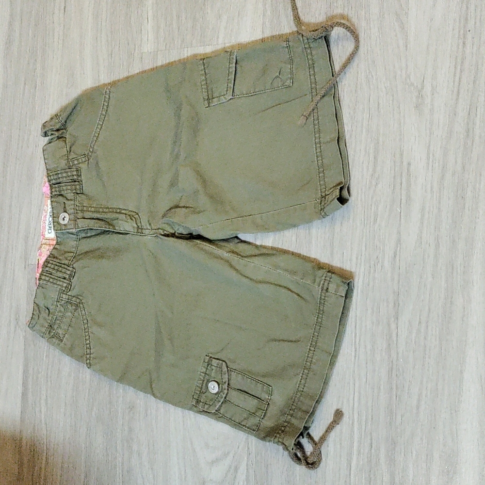 Cherokee short